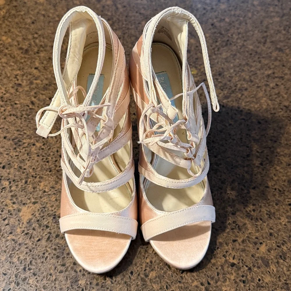 Blue by Betsey Johnson Mila caged champagne satin heels - Picture 2 of 10